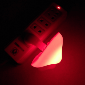 LED Night Lamp Mushroom Wall Socket Lamp White Light Control Sensor Bathroom Bedroom Furniture Decoration Wall Lamp (Model: US Plug, Color: pink)